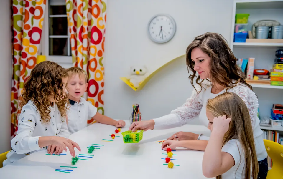 Kézen fogva – online finommotorika